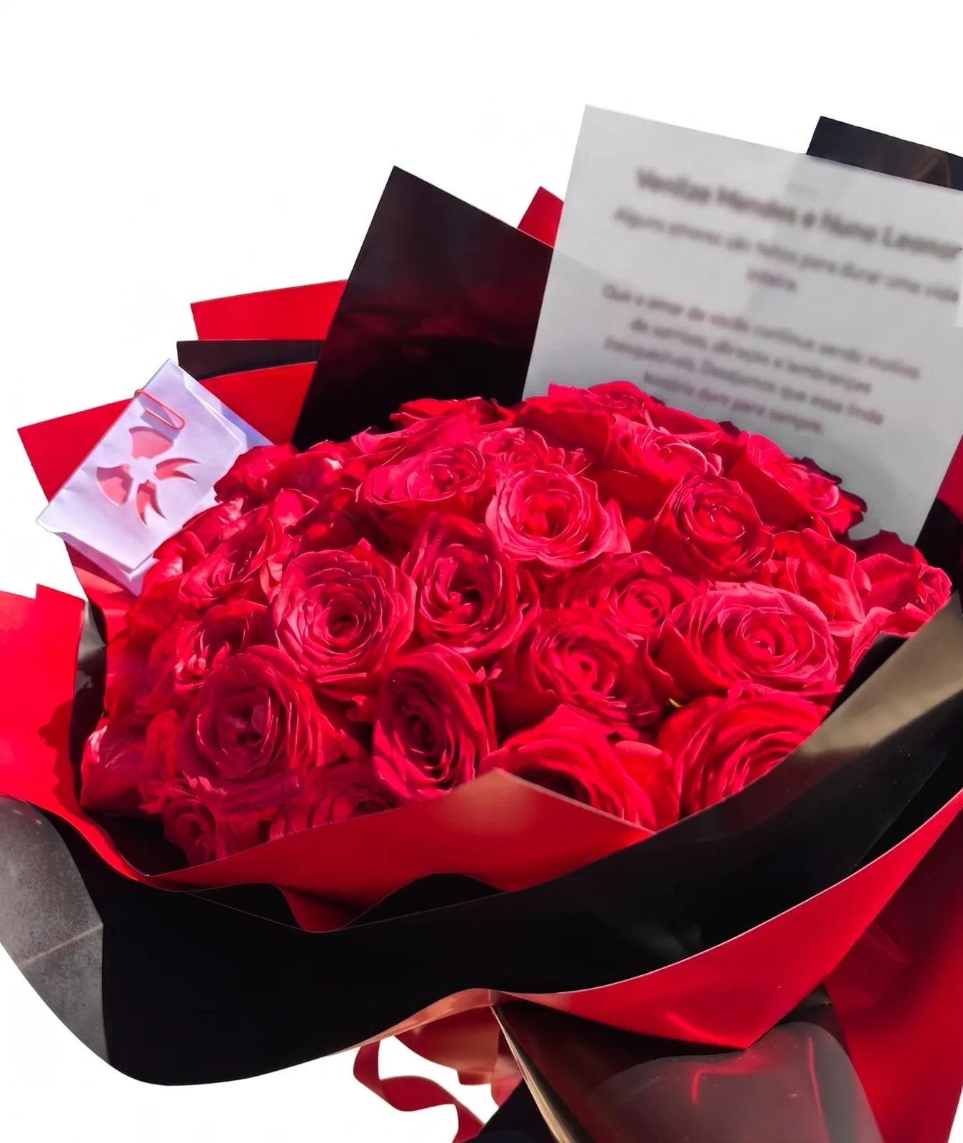 Buquê de 50 Rosas Vermelhas Premium