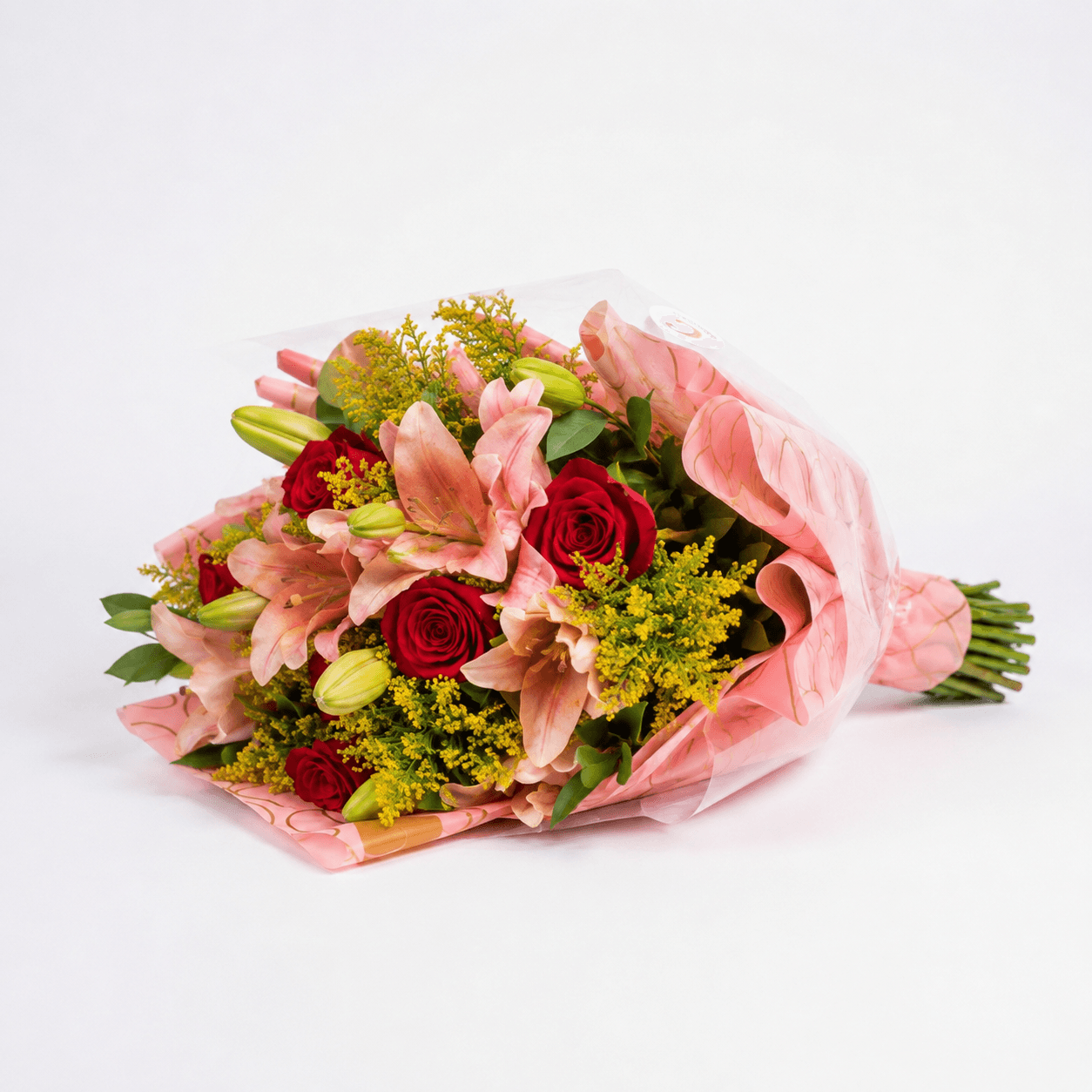Buque de Lirios com Rosas Vermelhas Importadas